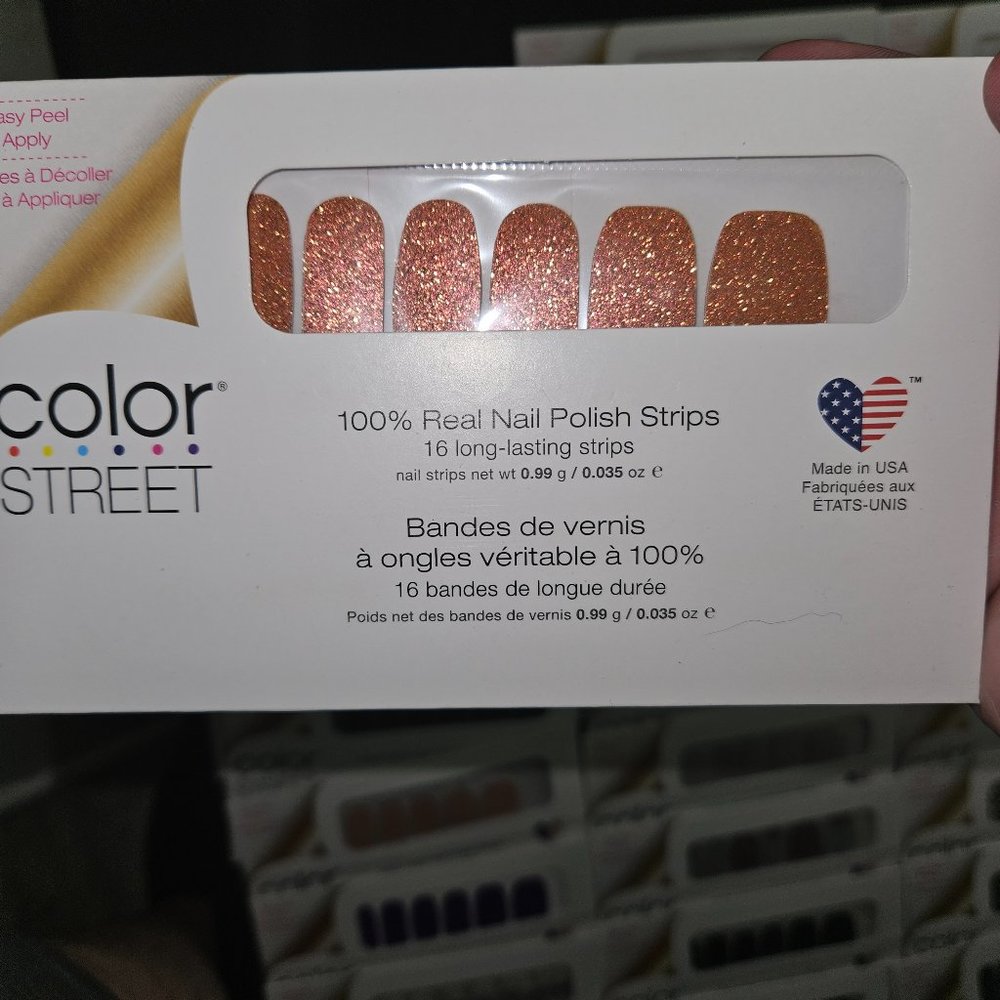Colorstreet